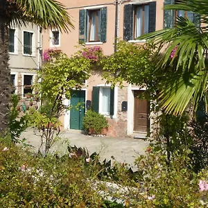  Appartement Sestiere Dorsoduro, A Due Passi Da Zattere